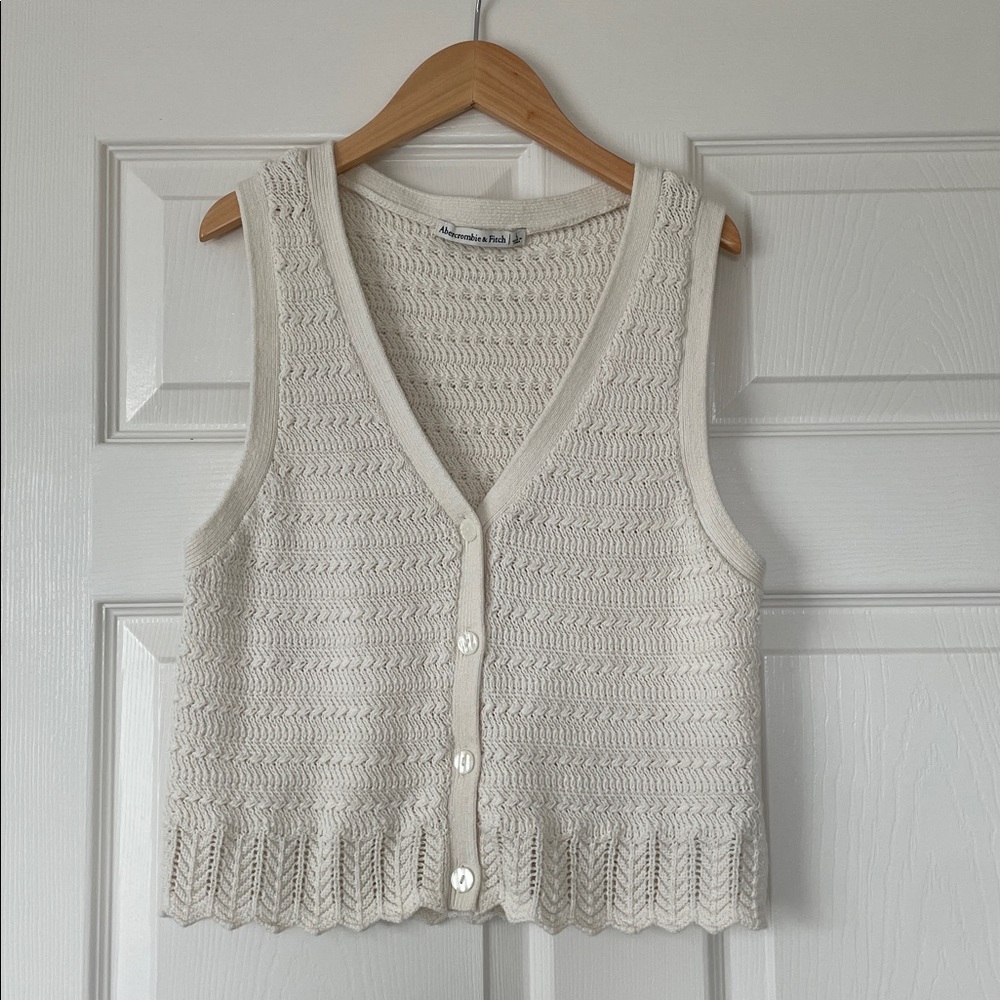 Abercrombie & Fitch A&F  Crochet-Style Sweater Vest Cream